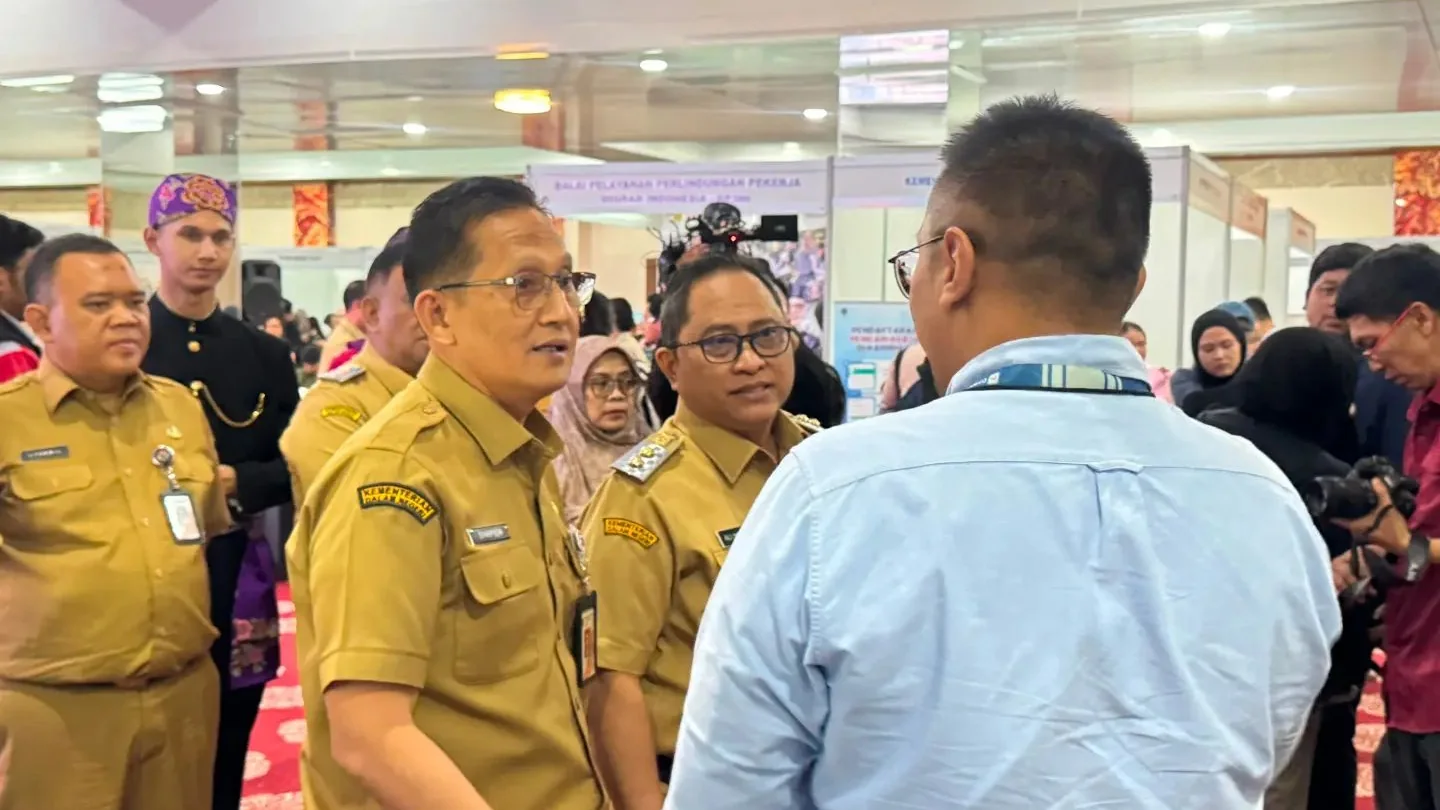 Pelayanan dan kegiatan ketenagakerjaan Disnaker Kabupaten Karo